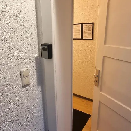 Nigella Direkt Am Hauptbahnhof Fuer 6 Personen Mit Kostenfreiem Parkplatz Voll Ausgestatteter Kueche Elite Standard *